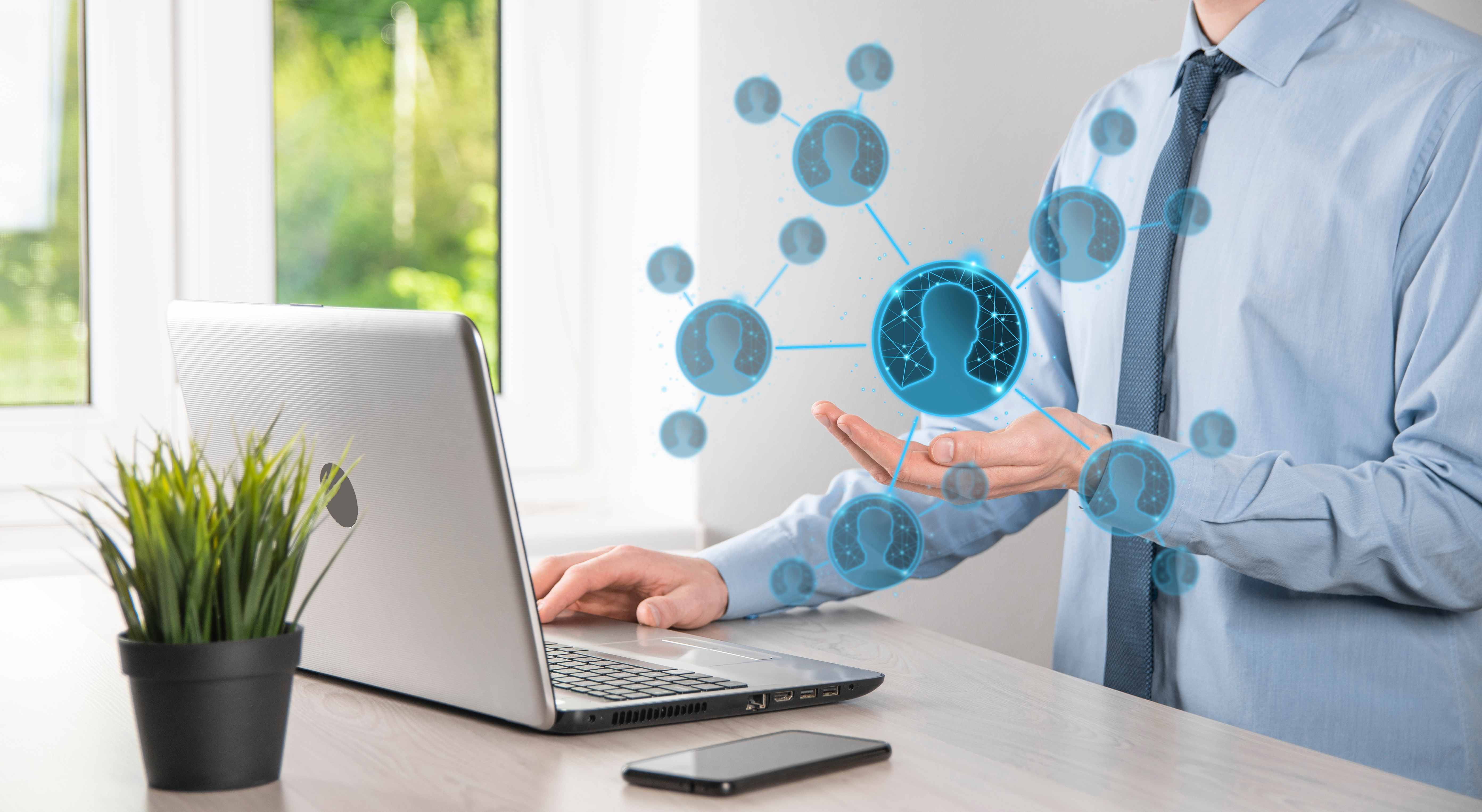 Пример: Как ИИ помог одной компании сократить время на обработку данных вдвое